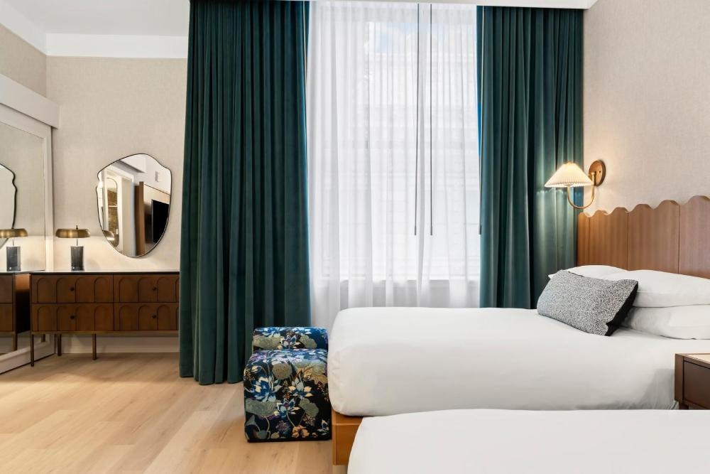 Kimpton Hotel Monaco Baltimore Inner Harbor by IHG Image 14
