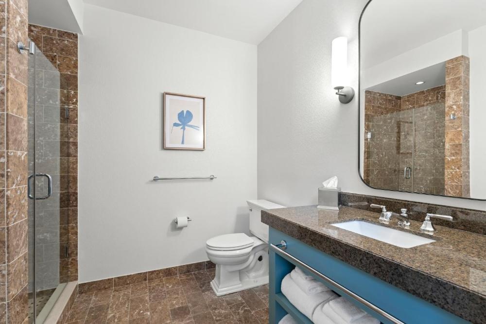 Kimpton Hotel Monaco Baltimore Inner Harbor by IHG Image 19