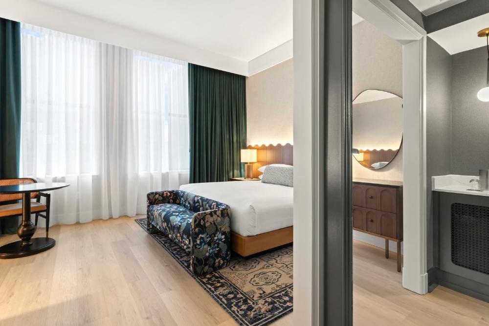Kimpton Hotel Monaco Baltimore Inner Harbor by IHG Image 27